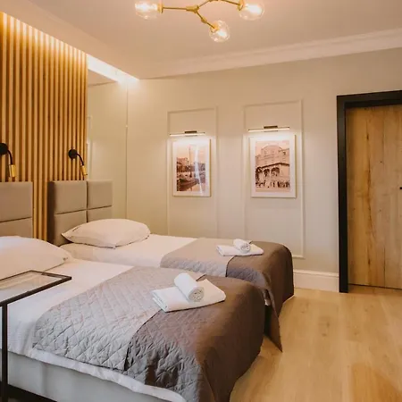 Проживание в семье Joker Новы-Двур-Гданьский