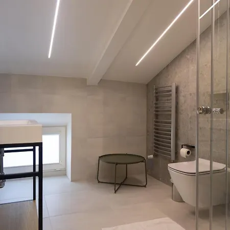 Joker Проживание в семье *