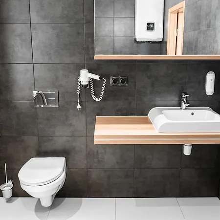 Joker Проживание в семье