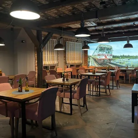 Проживание в семье Joker *